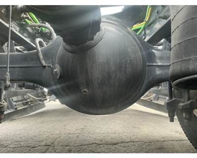 Meritor-Rockwell MD2014X Front Axle Housing for a International LT625