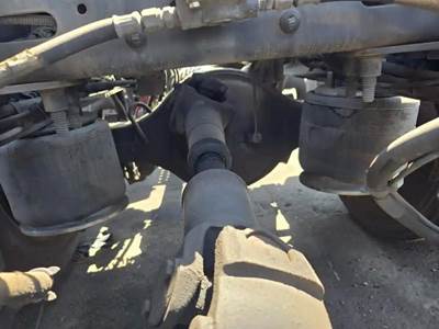 Meritor-Rockwell MDL2014X Front Axle Housing for a Freightliner Cascadia 113