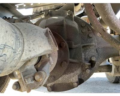 Meritor-Rockwell Front Axle Housing for a Mack CXU633T