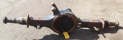Meritor-Rockwell RD20145 Front Axle Housing for a Freightliner Cascadia 125