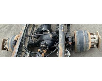 Meritor-Rockwell RD20145 Front Axle Housing for a Western Star 4800