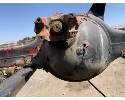 Meritor-Rockwell RD20145 Front Axle Housing