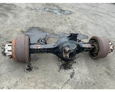 Meritor-Rockwell RD20145 Front Axle Housing for a Volvo VNL