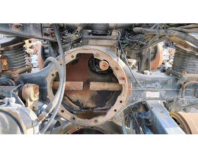 Meritor-Rockwell RPL20145 Front Axle Housing for a Volvo