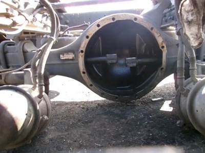 Axle Alliance RT40-4N Rear Axle Housing for a Freightliner Cascadia 125