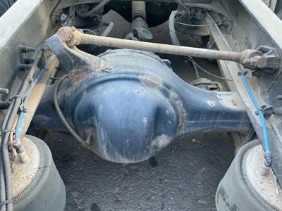 Axle Alliance RT40-4N Rear Axle Housing for a Freightliner Cascadia 125