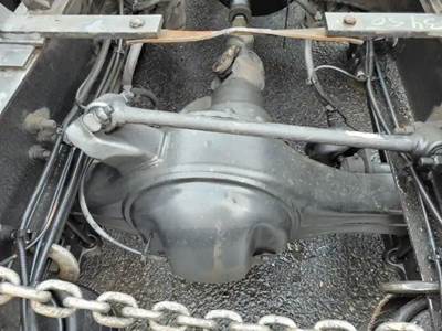 Axle Alliance RT40-4NR Rear Axle Housing for a Freightliner Cascadia 113