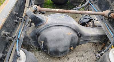 Axle Alliance RT40-4NR Rear Axle Housing for a Freightliner Cascadia 125