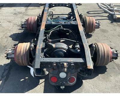 Axle Alliance RT40-4NR Rear Axle Housing for a Freightliner Cascadia 125