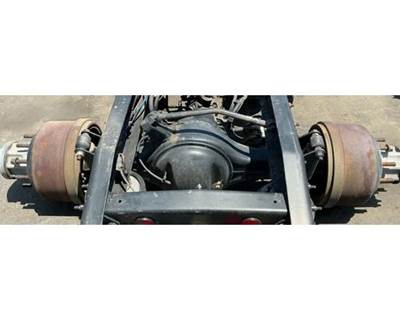 Axle Alliance RT40-4NR Rear Axle Housing for a Freightliner Cascadia 125