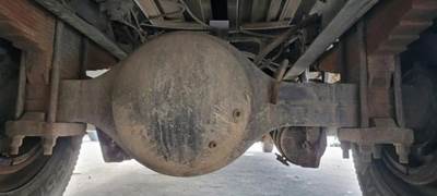 Dana-Spicer 21060S Rear Axle Housing for a International 4400