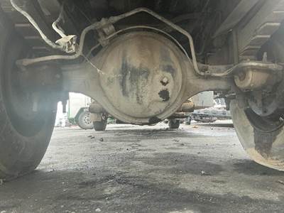 Dana-Spicer G175S Rear Axle Housing for a Ford F700