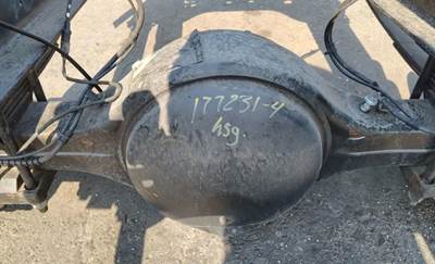 Dana-Spicer N175S Rear Axle Housing for a International 4700