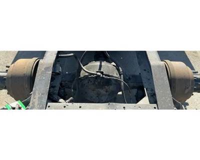 Dana-Spicer N400R Rear Axle Housing for a International F-9370