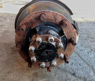 Dana-Spicer S150S Rear Axle Housing for a International 1652