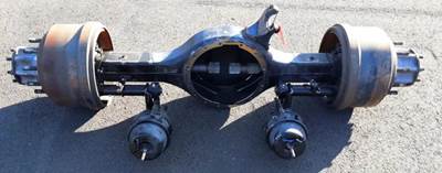Detroit DA-RT-40.0-4 Rear Axle Housing for a Freightliner Cascadia 126