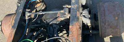 Detroit DA-RT-40.0-4S Rear Axle Housing for a Freightliner Cascadia 126