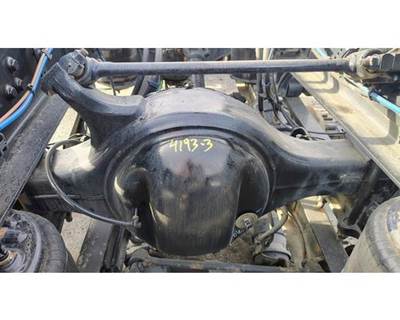 Detroit DA-RT-40.0-4S Rear Axle Housing for a Freightliner Cascadia 116 Day Cab