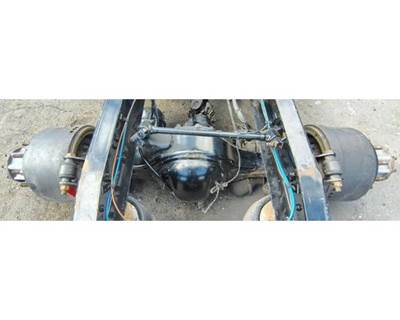 Detroit DA-RT-40.0-4S Rear Axle Housing for a Freightliner Cascadia 126