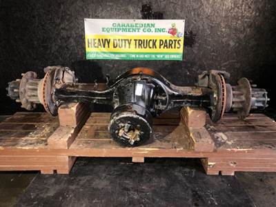 Eaton 17060S Rear Axle Housing for a International 4200