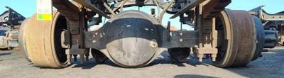 Eaton 17060S Rear Axle Housing for a International 4300
