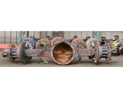 Eaton 17060S Rear Axle Housing for a International 4200