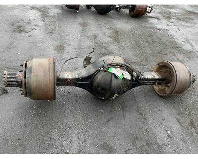 Eaton 17200 Rear Axle Housing for a Ford F700