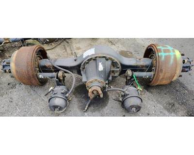 Eaton 21060S Rear Axle Housing for a International 4400