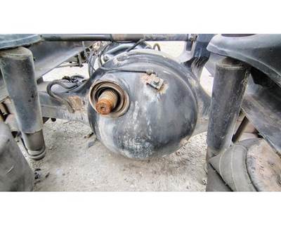 Eaton DSP40 Rear Axle Housing for a Peterbilt 387