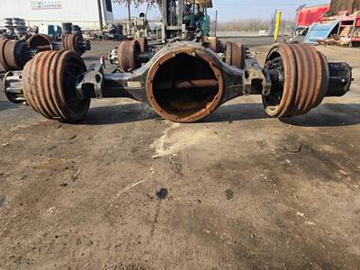 Eaton RS402 Rear Axle Housing for a Freightliner FLA USF-1E HIGH