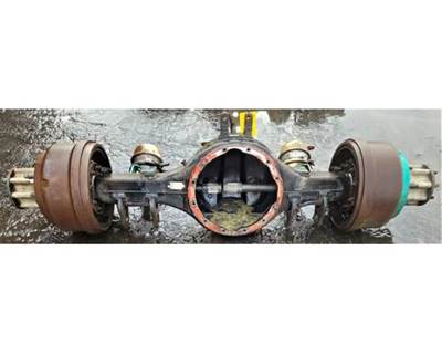 Eaton RS402 Rear Axle Housing for a Kenworth T800