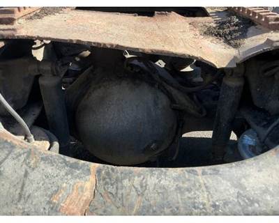 Eaton RS404 Rear Axle Housing for a Volvo VNL