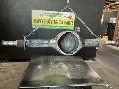 Eaton RSP40 Rear Axle Housing for a Kenworth T680
