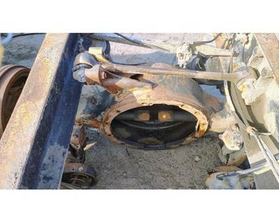 International RA57 Rear Axle Housing for a International 9370