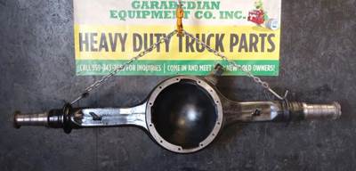 Meritor-Rockwell ME20165 Rear Axle Housing for a Freightliner Cascadia 132