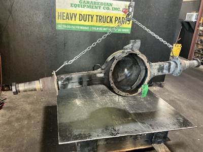 Meritor-Rockwell ME20165 Rear Axle Housing for a Mack CXU633T