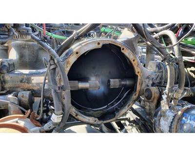 Meritor-Rockwell ME20165 Rear Axle Housing for a Freightliner Cascadia 125