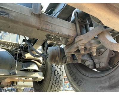 Meritor-Rockwell MR20005 Rear Axle Housing for a Mack CXU633T