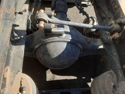 Meritor-Rockwell MR20143M Rear Axle Housing for a Volvo VNL670