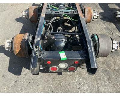 Meritor-Rockwell MR2014E Rear Axle Housing for a Freightliner Cascadia 126