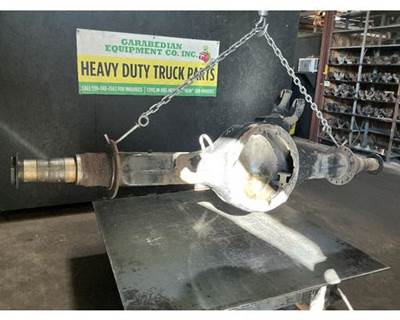 Meritor-Rockwell MR2014E Rear Axle Housing for a International LT625