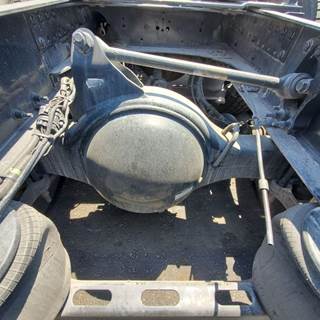 Meritor-Rockwell MR2014X Rear Axle Housing for a Volvo VNL670