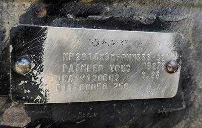 Meritor-Rockwell MR2014X Rear Axle Housing for a Freightliner Cascadia 125