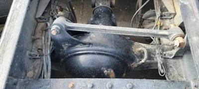 Meritor-Rockwell MR2014X Rear Axle Housing for a Mack CXU613