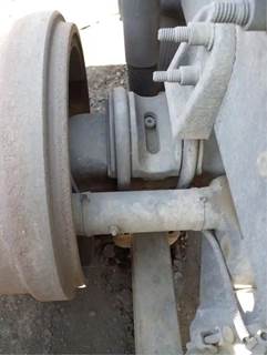 Meritor-Rockwell MR2014X Rear Axle Housing for a International PROSTAR