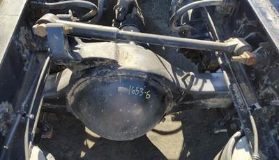 Meritor-Rockwell MR2014X Rear Axle Housing for a International ProStar