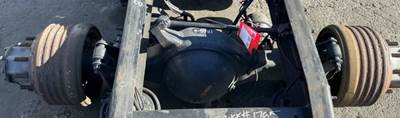 Meritor-Rockwell MR2014X Rear Axle Housing for a Freightliner Cascadia 113
