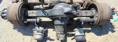 Meritor-Rockwell MR2014X Rear Axle Housing for a International ProStar