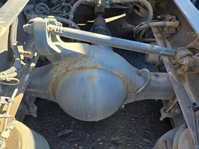 Meritor-Rockwell MR2014X Rear Axle Housing for a International ProStar