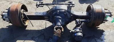 Meritor-Rockwell MR2014X Rear Axle Housing for a Kenworth T680